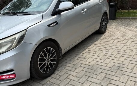 KIA Rio III рестайлинг, 2016 год, 950 000 рублей, 4 фотография