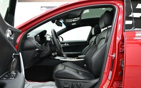 KIA Stinger I, 2018 год, 2 145 000 рублей, 15 фотография