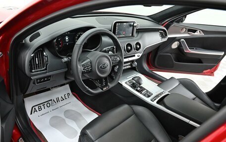 KIA Stinger I, 2018 год, 2 145 000 рублей, 6 фотография