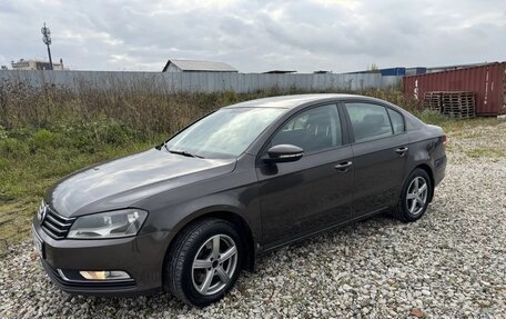 Volkswagen Passat B7, 2013 год, 800 000 рублей, 7 фотография