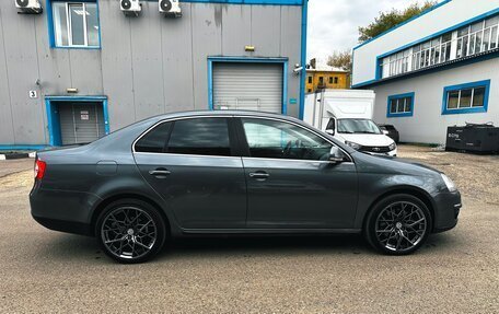 Volkswagen Jetta VI, 2008 год, 800 000 рублей, 6 фотография