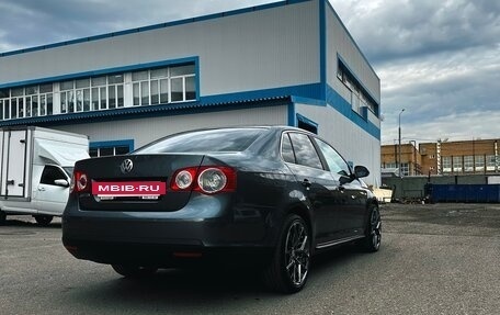 Volkswagen Jetta VI, 2008 год, 800 000 рублей, 3 фотография