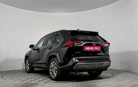 Toyota RAV4, 2022 год, 3 350 000 рублей, 7 фотография