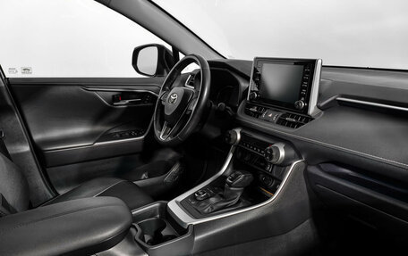 Toyota RAV4, 2022 год, 3 350 000 рублей, 13 фотография