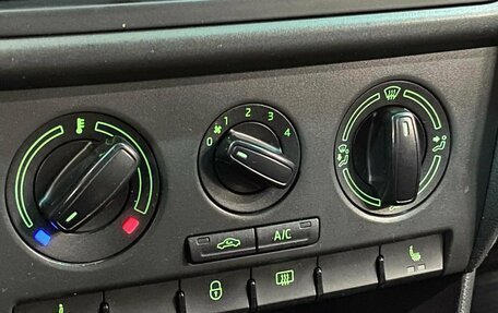 Skoda Rapid I, 2015 год, 990 000 рублей, 22 фотография