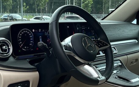 Mercedes-Benz V-Класс, 2024 год, 7 690 000 рублей, 13 фотография