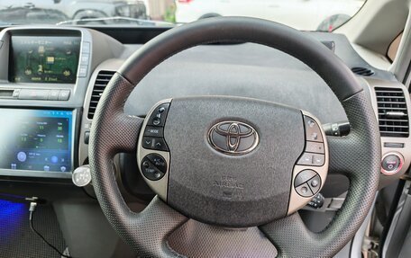Toyota Prius, 2007 год, 830 000 рублей, 8 фотография