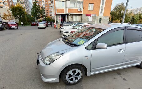 Toyota Prius, 2007 год, 830 000 рублей, 4 фотография