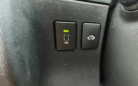 Toyota Prius, 2007 год, 830 000 рублей, 17 фотография