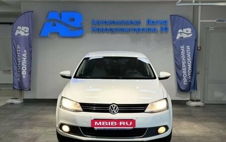 Volkswagen Jetta VI, 2011 год, 850 000 рублей, 2 фотография