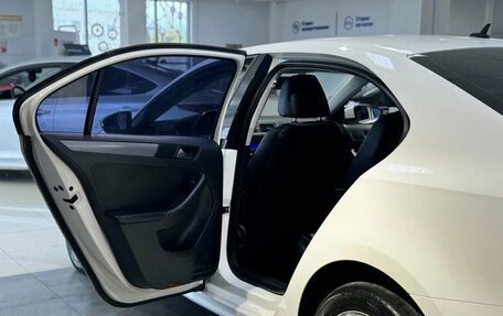 Volkswagen Jetta VI, 2011 год, 850 000 рублей, 20 фотография