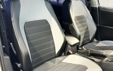 Volkswagen Jetta VI, 2011 год, 850 000 рублей, 19 фотография
