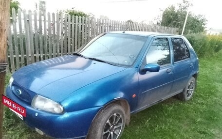 Ford Fiesta, 1998 год, 120 000 рублей, 4 фотография