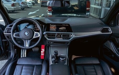 BMW 3 серия, 2019 год, 2 375 000 рублей, 18 фотография