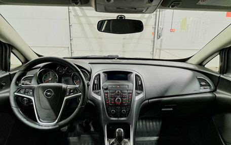 Opel Astra J, 2014 год, 750 000 рублей, 17 фотография