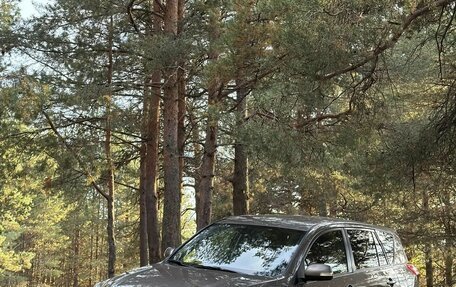 Toyota RAV4, 2010 год, 1 350 000 рублей, 2 фотография