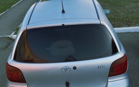 Toyota Vitz, 2003 год, 420 000 рублей, 4 фотография