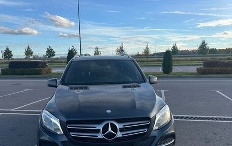 Mercedes-Benz GLE, 2016 год, 3 300 000 рублей, 1 фотография