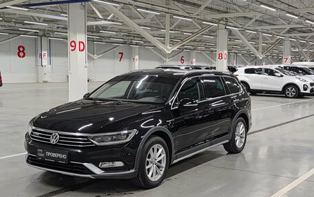 Volkswagen Passat B8 рестайлинг, 2018 год, 2 100 000 рублей, 1 фотография