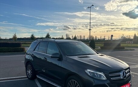 Mercedes-Benz GLE, 2016 год, 3 300 000 рублей, 3 фотография