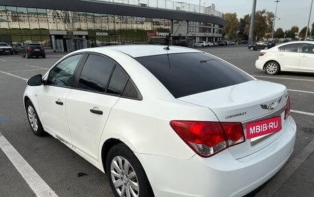 Chevrolet Cruze II, 2011 год, 499 000 рублей, 7 фотография