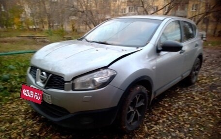 Nissan Qashqai, 2012 год, 830 000 рублей, 2 фотография