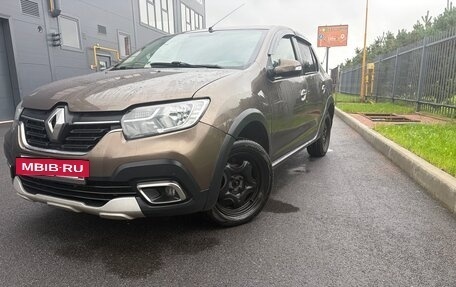 Renault Logan II, 2019 год, 690 000 рублей, 4 фотография
