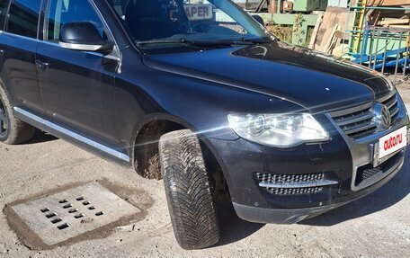 Volkswagen Touareg III, 2007 год, 970 000 рублей, 2 фотография