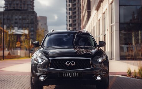 Infiniti FX II, 2011 год, 2 249 000 рублей, 7 фотография