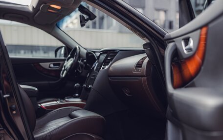 Infiniti FX II, 2011 год, 2 249 000 рублей, 21 фотография