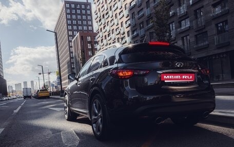 Infiniti FX II, 2011 год, 2 249 000 рублей, 32 фотография