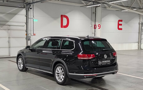 Volkswagen Passat B8 рестайлинг, 2018 год, 2 100 000 рублей, 8 фотография