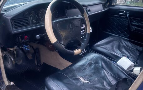 Mercedes-Benz 190 (W201), 1984 год, 250 000 рублей, 9 фотография