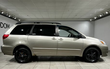 Toyota Sienna II рестайлинг, 2004 год, 899 000 рублей, 4 фотография