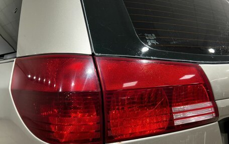 Toyota Sienna II рестайлинг, 2004 год, 899 000 рублей, 21 фотография