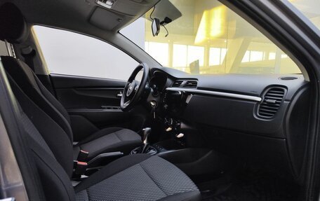 KIA Rio IV, 2018 год, 1 030 000 рублей, 13 фотография