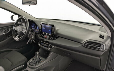 Hyundai i30 III, 2022 год, 1 820 000 рублей, 11 фотография