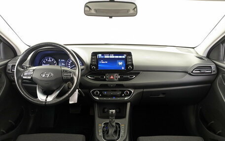 Hyundai i30 III, 2022 год, 1 820 000 рублей, 14 фотография