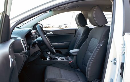 KIA Sportage IV рестайлинг, 2018 год, 1 895 000 рублей, 11 фотография
