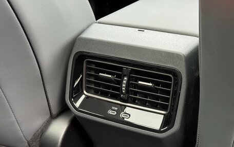 Toyota RAV4, 2026 год, 4 300 000 рублей, 19 фотография