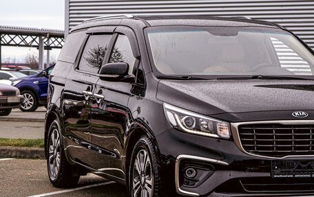 KIA Carnival III, 2019 год, 2 305 000 рублей, 7 фотография