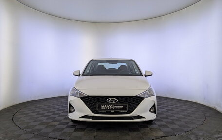 Hyundai Solaris II рестайлинг, 2022 год, 1 600 000 рублей, 2 фотография