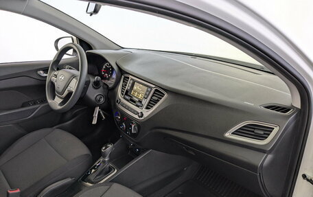 Hyundai Solaris II рестайлинг, 2022 год, 1 600 000 рублей, 11 фотография