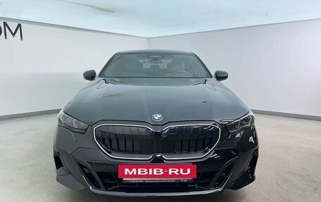 BMW 5 серия, 2025 год, 9 770 000 рублей, 3 фотография