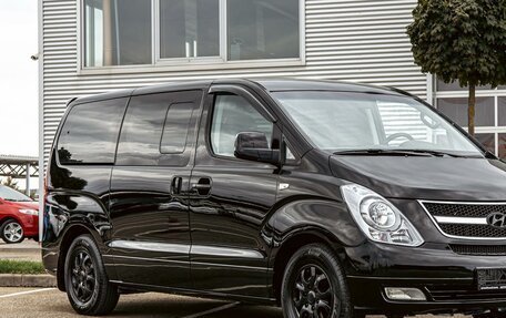Hyundai Grand Starex Grand Starex I рестайлинг 2, 2014 год, 1 305 000 рублей, 7 фотография