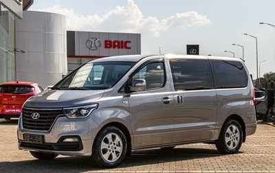 Hyundai Grand Starex Grand Starex I рестайлинг 2, 2019 год, 2 895 000 рублей, 1 фотография