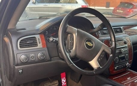 Chevrolet Tahoe III, 2012 год, 1 690 000 рублей, 5 фотография