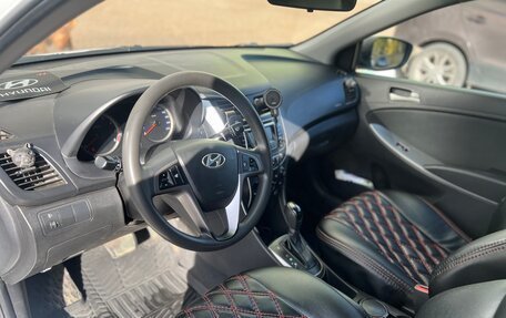 Hyundai Solaris II рестайлинг, 2015 год, 826 000 рублей, 5 фотография