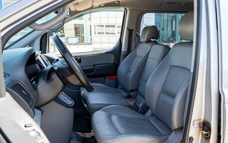 Hyundai Grand Starex Grand Starex I рестайлинг 2, 2019 год, 2 895 000 рублей, 9 фотография