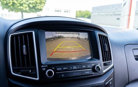 Hyundai Grand Starex Grand Starex I рестайлинг 2, 2019 год, 2 895 000 рублей, 14 фотография